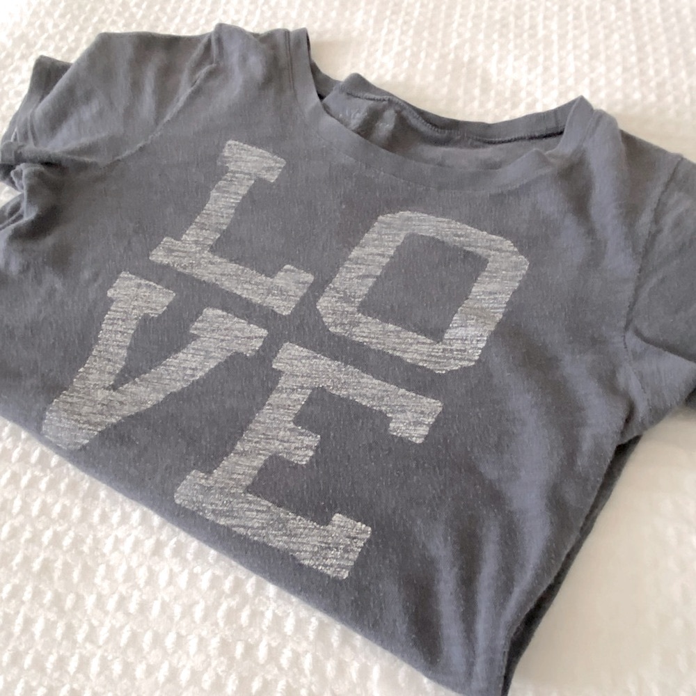 ❌SOLD❌American Eagle Graphic T-shirt